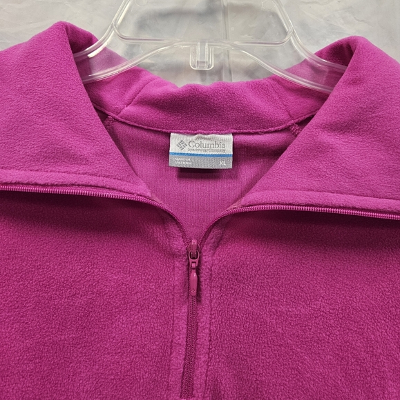 Columbia Women's Quarter Zip - Picture 2 of 4